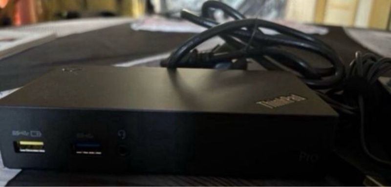 Lenovo ThinkPad Pro Docking Station afbeelding 2