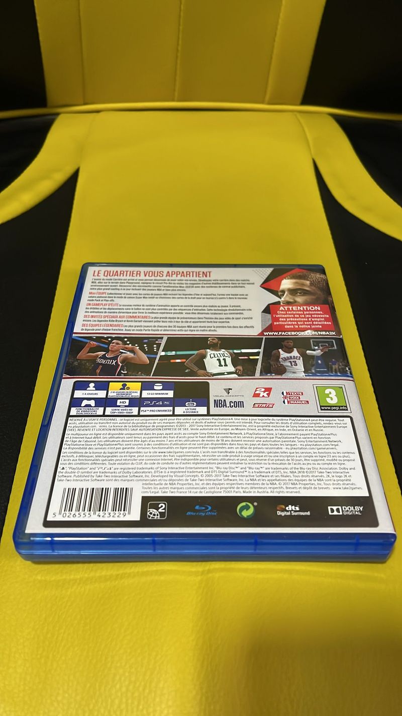 NBA 2018 PS4 Como nuevo PAL Fra afbeelding 2
