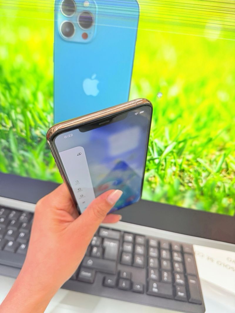 iPhone 11 Pro Max 64GB Dorado afbeelding 7