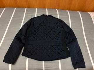 Chaqueta acolchada Zara azul marino