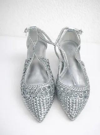 Zapatos plateados