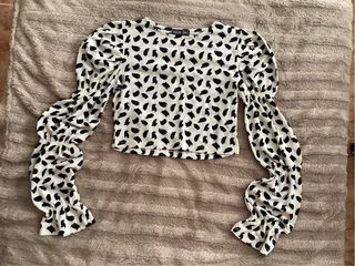 Blusa estampada manga abullonada