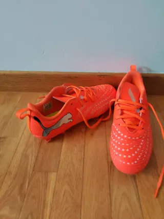 Zapatillas de fútbol con tacos