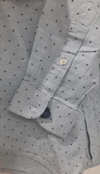 Camisa manga larga estampada de Zara