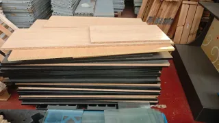 Baldas de madera blancas