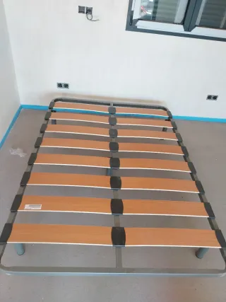 Base de cama canapé madera y metal
