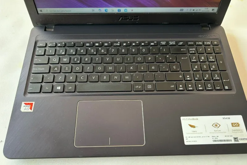 Portatil asus con caja original afbeelding 8