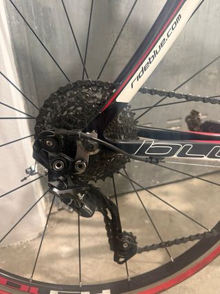 Bicicleta de carretera BLUE