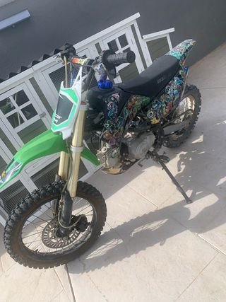 Pitbike Malcor XM 140cc y 125cc Motocross El preci