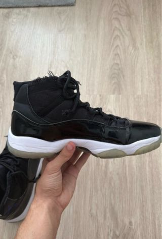 Jordan 11 Retro Negro Blanco