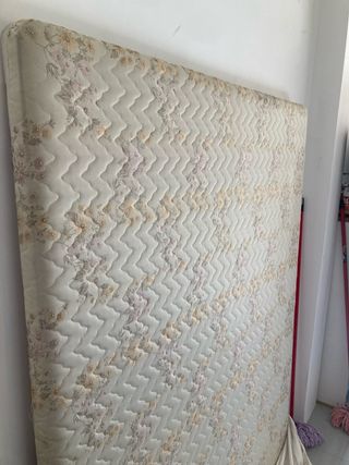 Somier/cama y Colchón 140x200