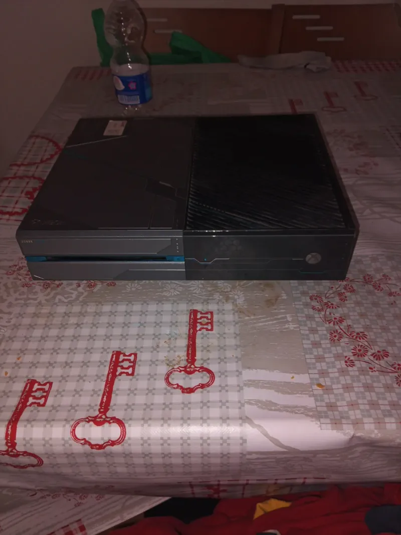 Xbox One Halo 5 Edición Limitada