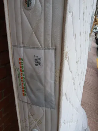 Colchón y somier con patas