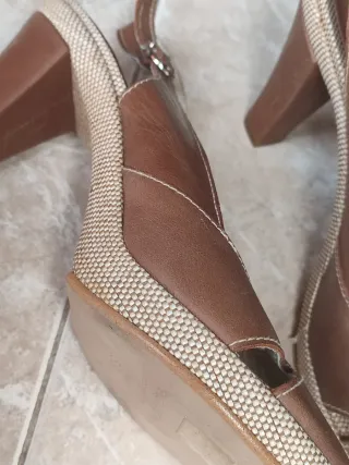 Zapatos tacón Dolce Vita marrones