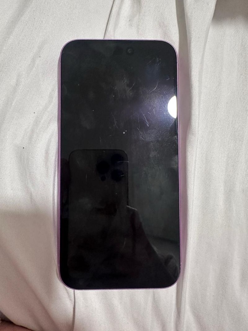 iPhone 16 Plus Morado rosa