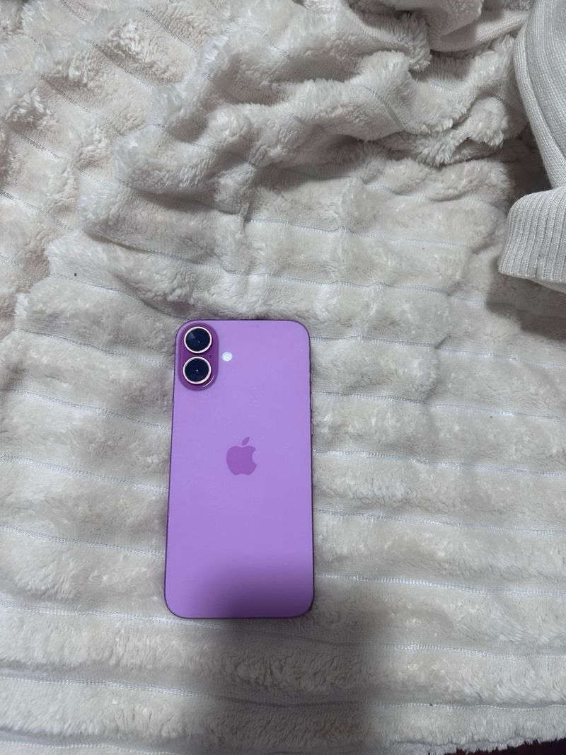 iPhone 16 Plus Morado rosa afbeelding 7