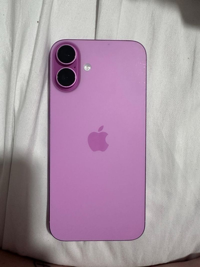 iPhone 16 Plus Morado rosa afbeelding 2