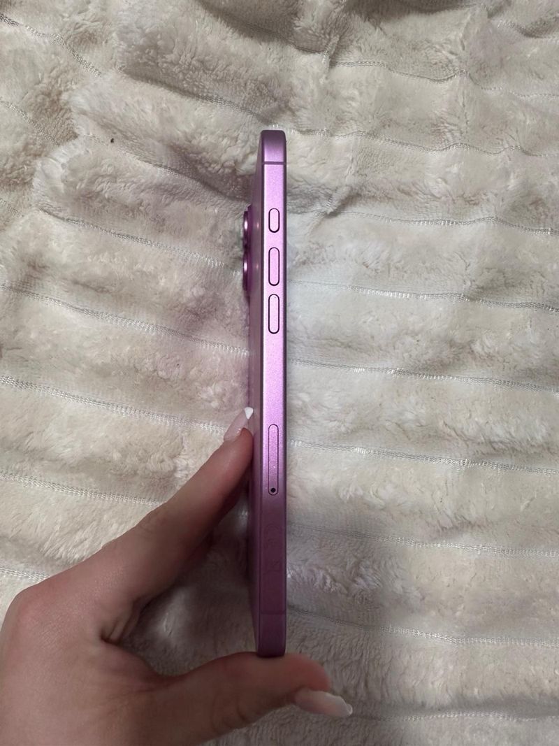 iPhone 16 Plus Morado rosa afbeelding 9