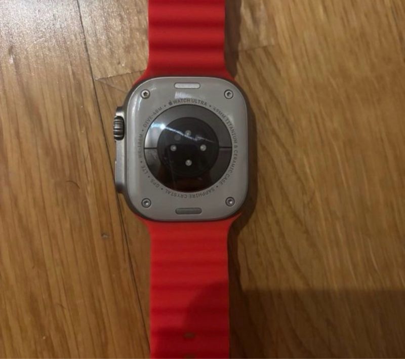 Apple Watch Ultra 49mm Titanio y Cerámica