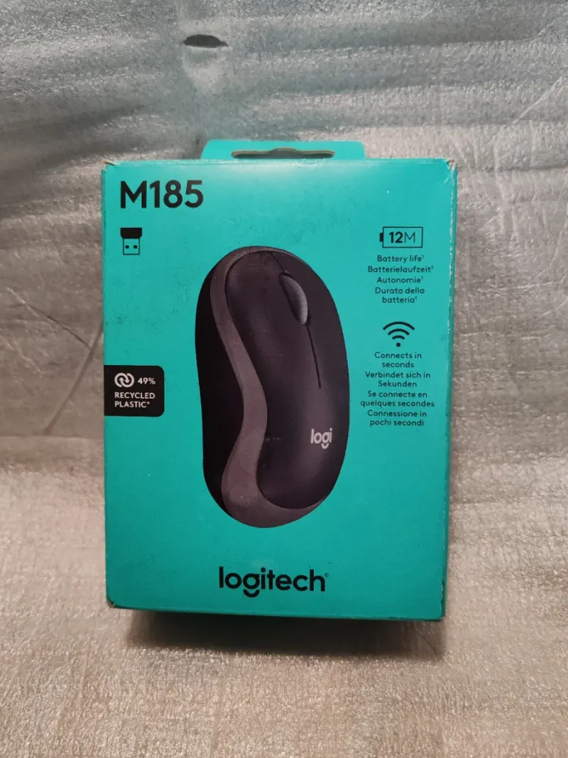 Teclado Trust y mouse Logitech inalámbricos afbeelding 4