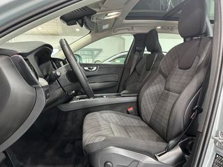Volvo XC60 2.0 T6 AWD Recharge Core Auto