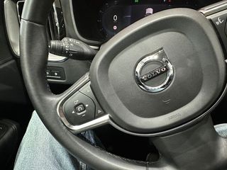 Volvo XC60 2.0 T6 AWD Recharge Core Auto