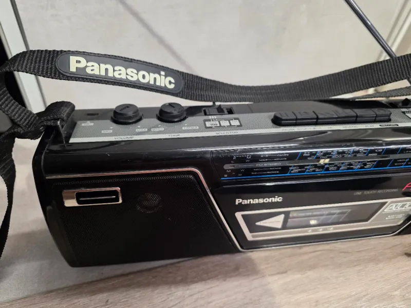 Radiocasete Panasonic RX-FM14L afbeelding 2