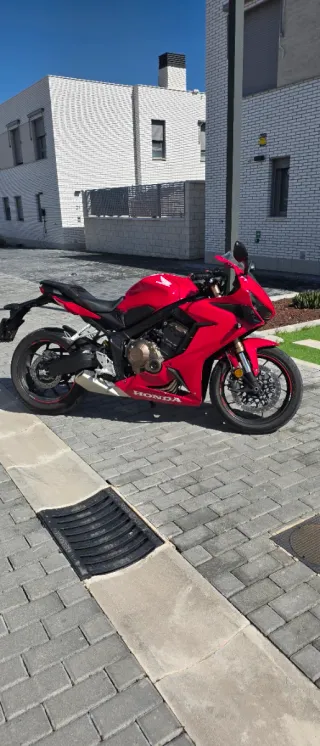 CBR 650 R
