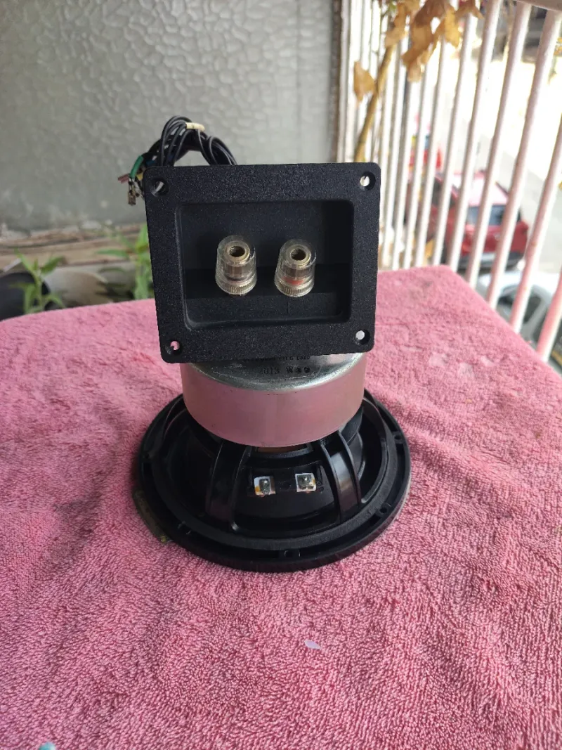Altavoz, filtro y terminal Tannoy Mercury V1i afbeelding 7