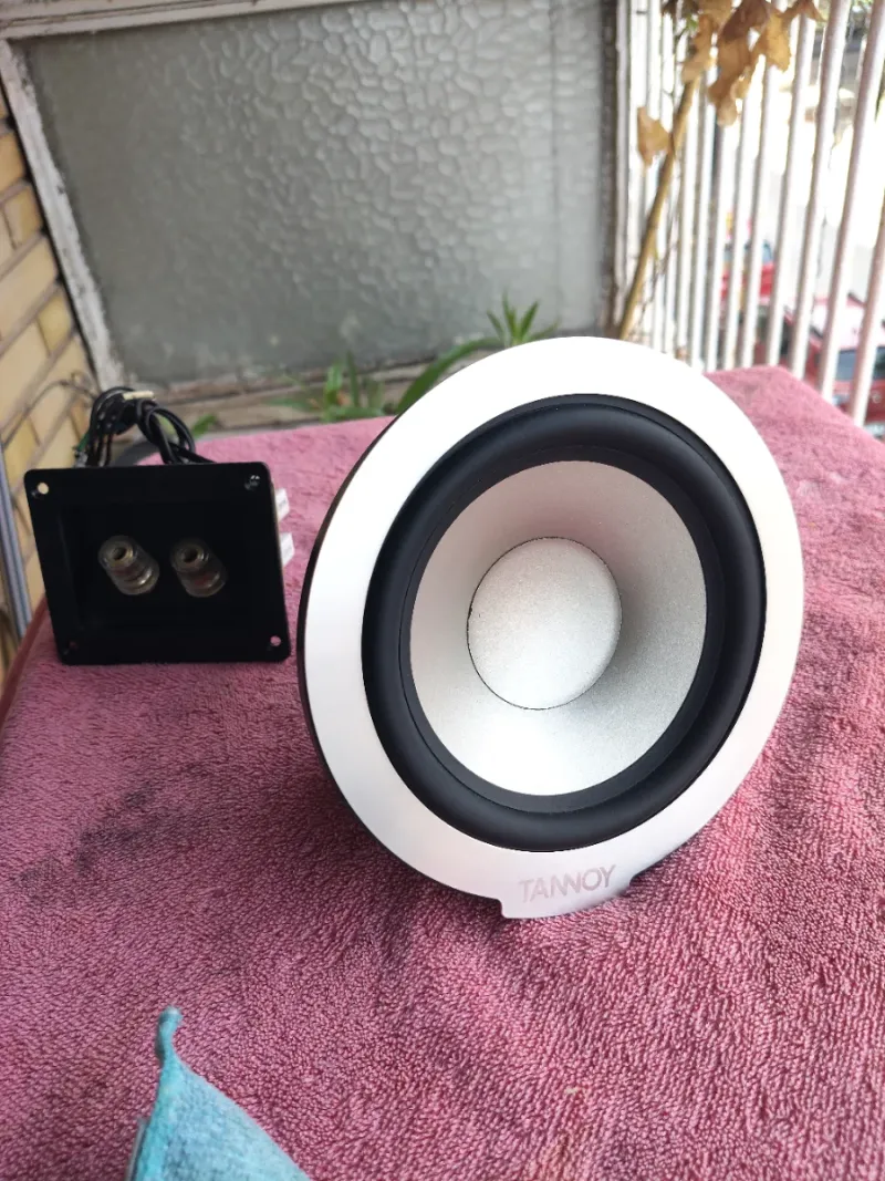 Altavoz, filtro y terminal Tannoy Mercury V1i afbeelding 9
