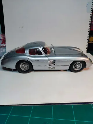 Mercedes Benz 300 SLR Revell 1:12