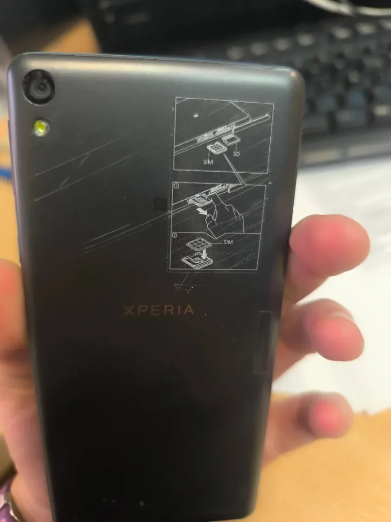 Sony Xperia L1 F3311 Negro afbeelding 4