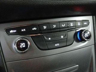 Opel Astra Selective S&S