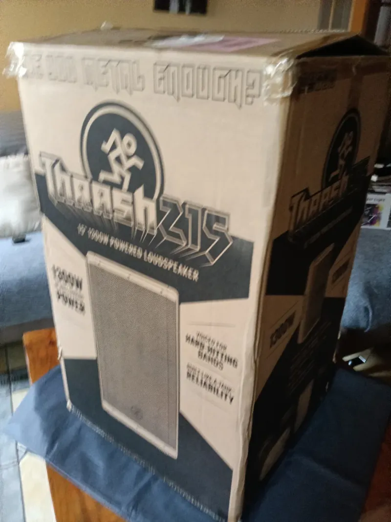Altavoz Mackie Thrash 215 Autoamplificado afbeelding 4