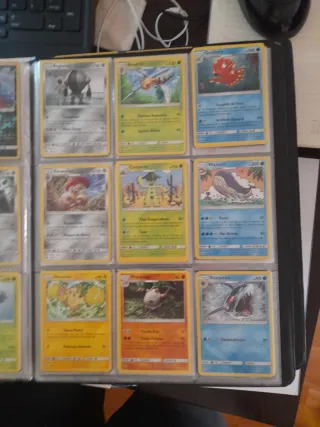 Colección cartas Pokémon varias holo y reverse