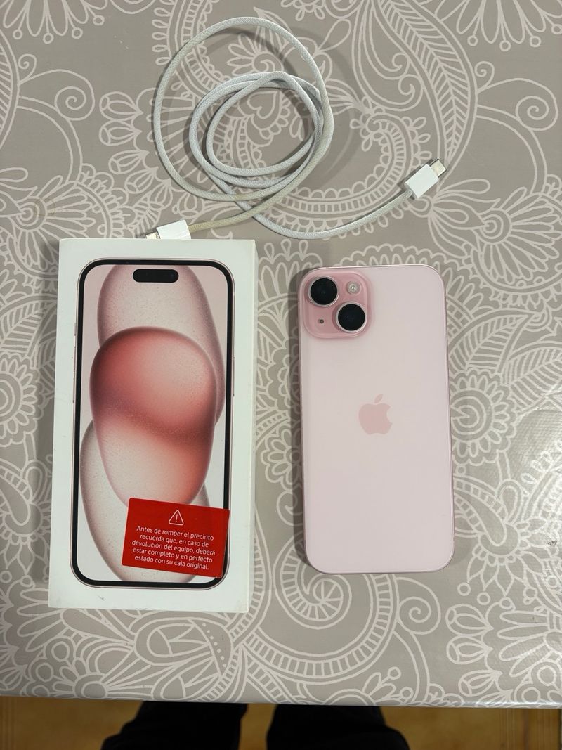 iPhone 15 Rosa 128GB afbeelding 2