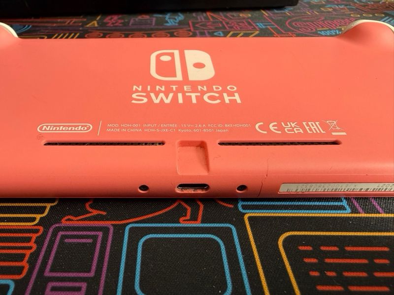 Nintendo Switch Lite Coral afbeelding 7
