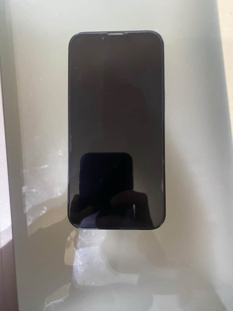 iPhone 13 128 GB Azul Marino afbeelding 2