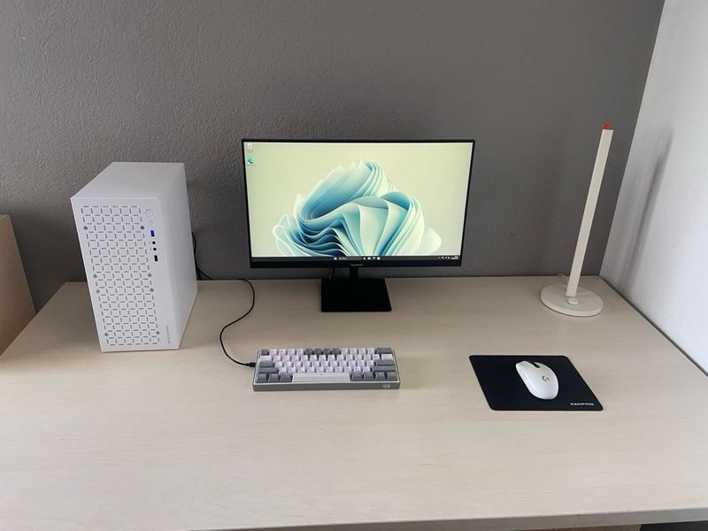 PC Sobremesa MSI completo afbeelding 2