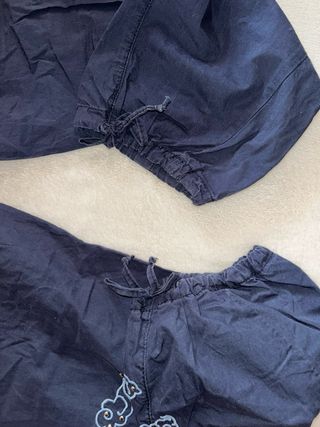 Pantalones parachute Subdued Y2K Dragón y Flores