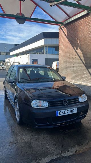 Volkswagen Golf 2000