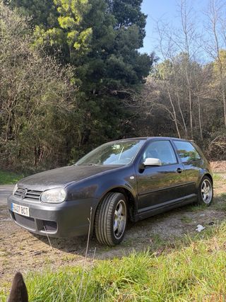 Volkswagen Golf 2000