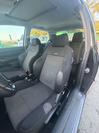 Volkswagen Golf 2000