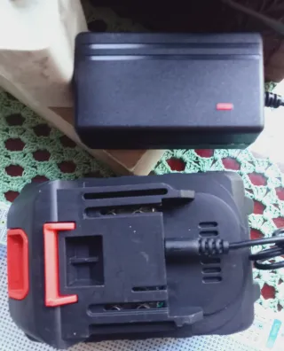 Arrancador de Batería, con Cargador, Batería, 21 V