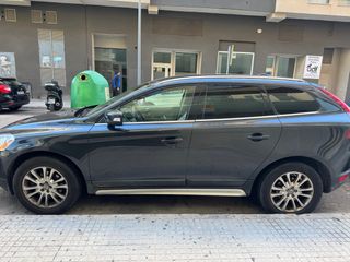 VOLVO XC60 2. AWD SUMMUM 5p AUT