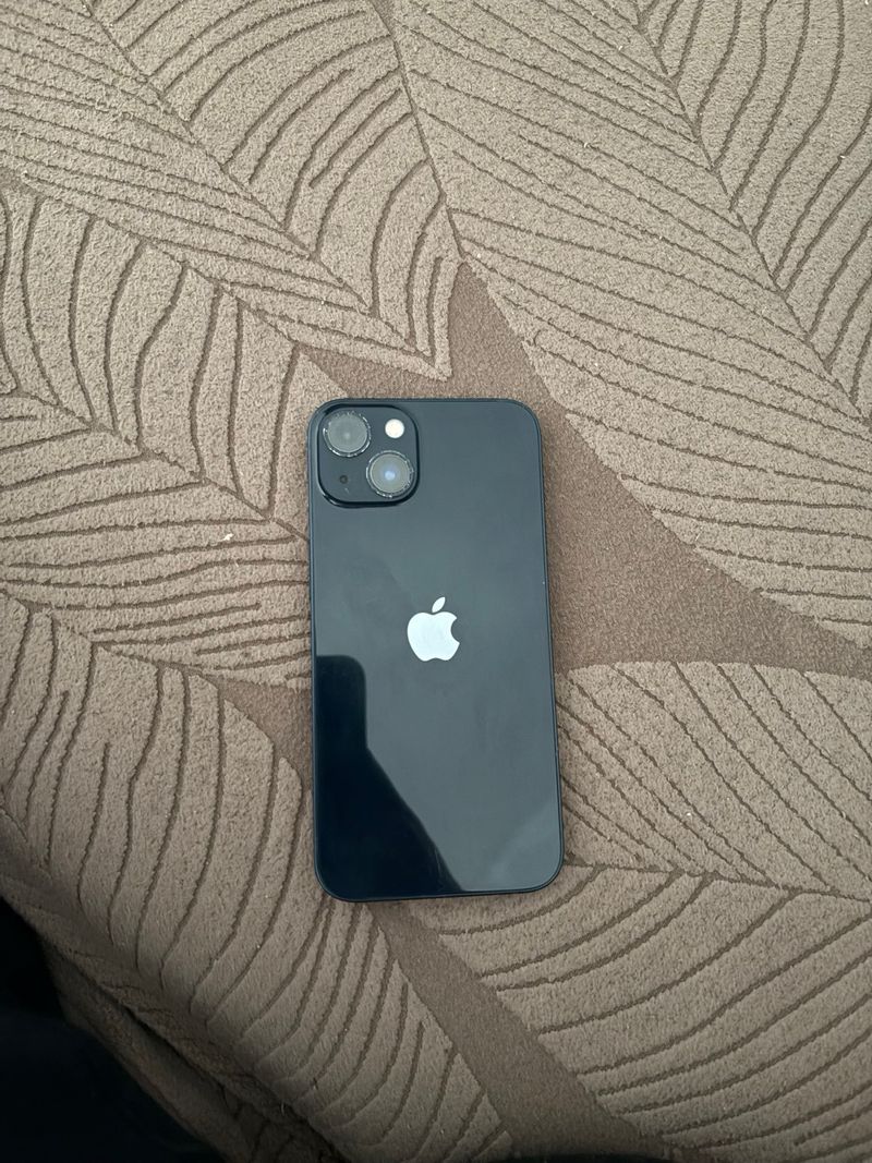 iPhone 13 pro color negro se entrega cable