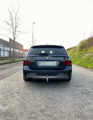 BMW 330xd Touring E91 Pack M & xDrive