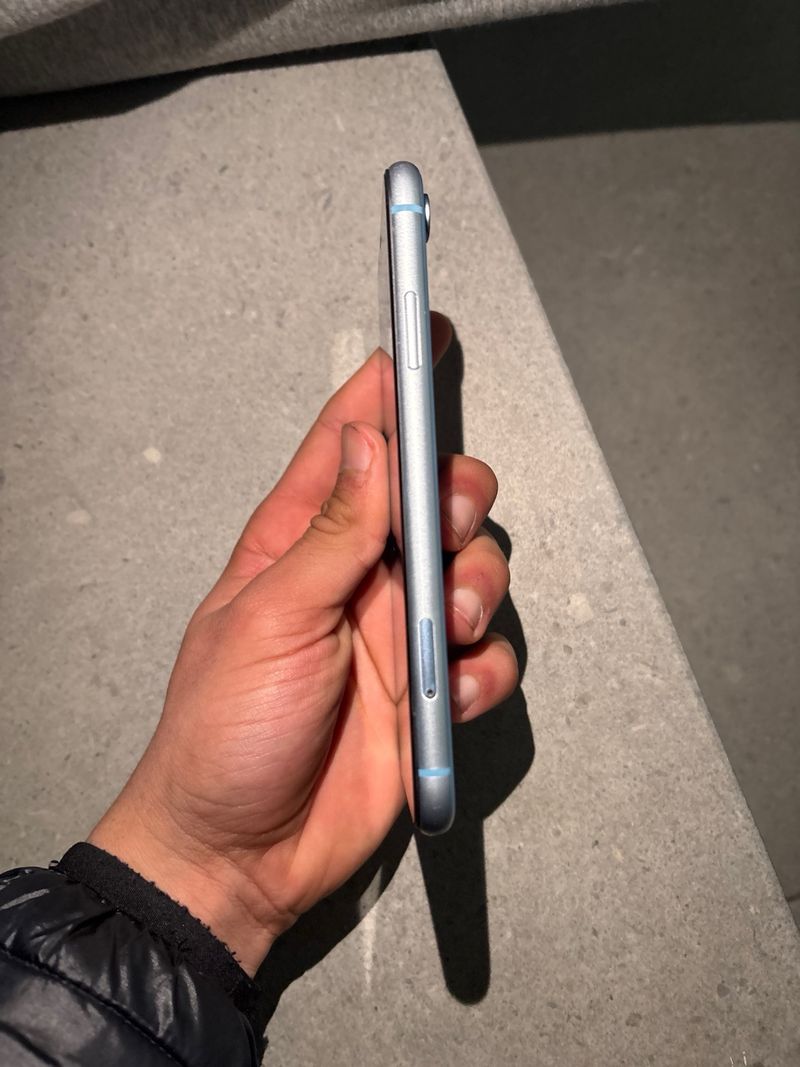 iPhone XR Azul afbeelding 3