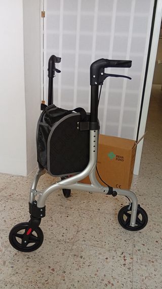 Andador plegable aluminio con ruedas y frenos