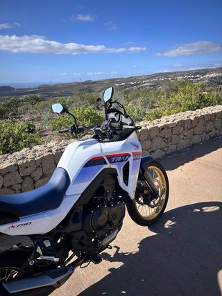 Honda Transalp 750 Adventure